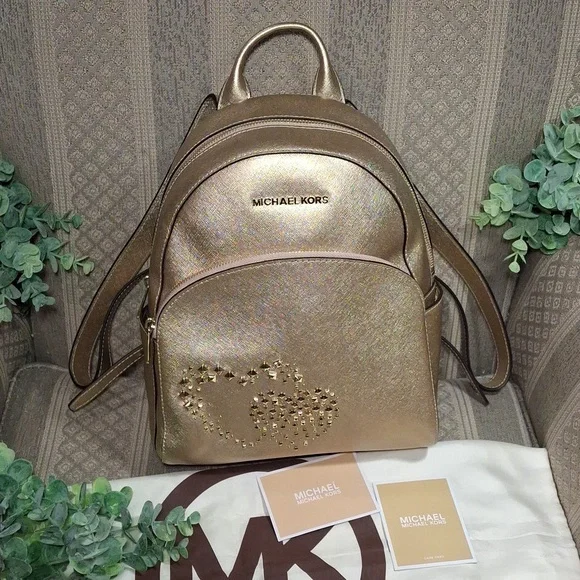 NWOT Michael Kors Abbey Studded Heart Backpack - Picture 1 of 16